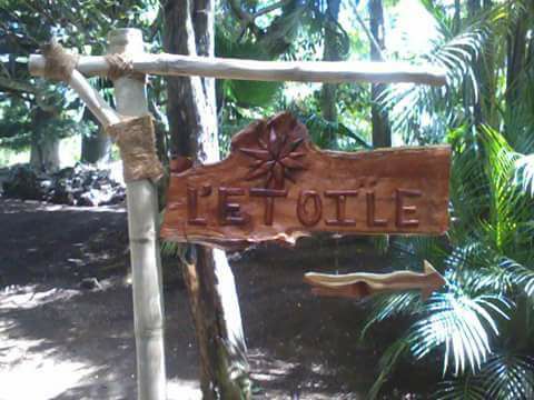 Lire la suite à propos de l’article Signalétique et enseignes en bois