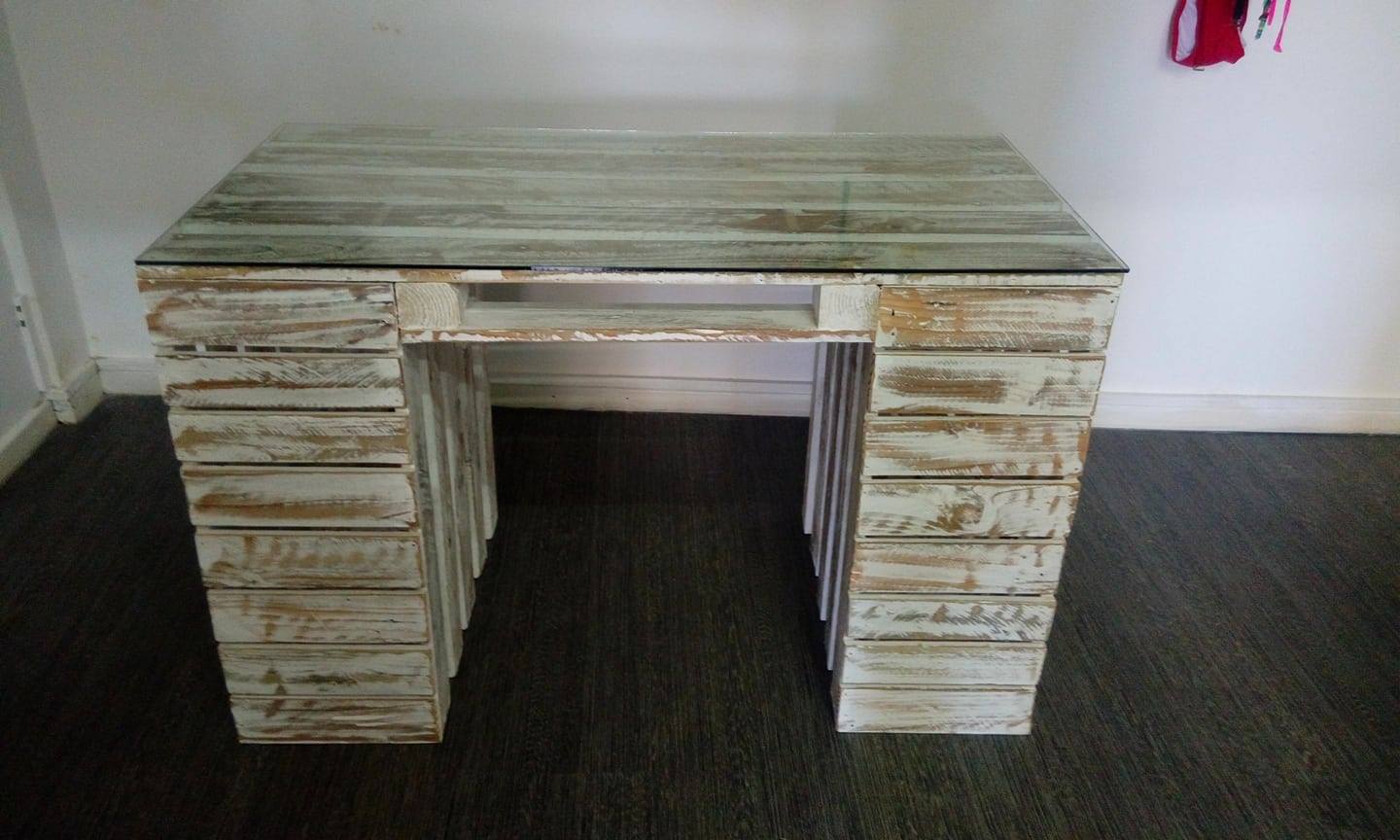 You are currently viewing Bureau en palettes