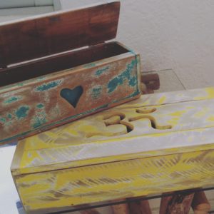 Lire la suite à propos de l’article Boites à bijoux, à trésor, à merdouilles, à thé…