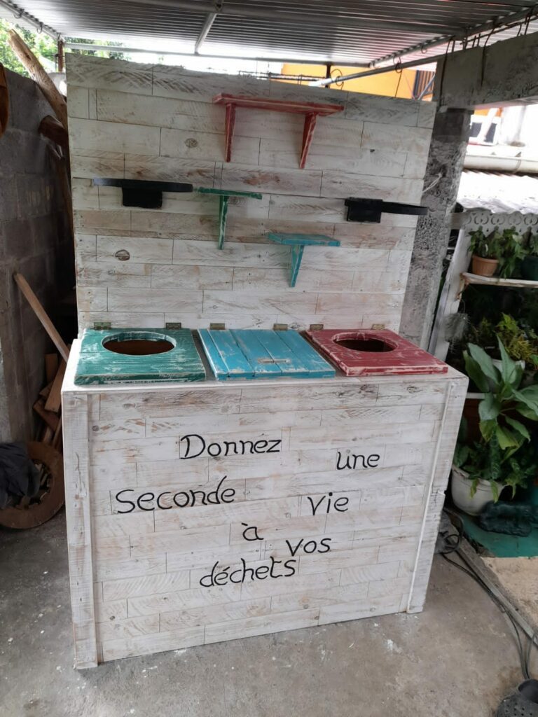 Lire la suite à propos de l’article Poubelle de tri